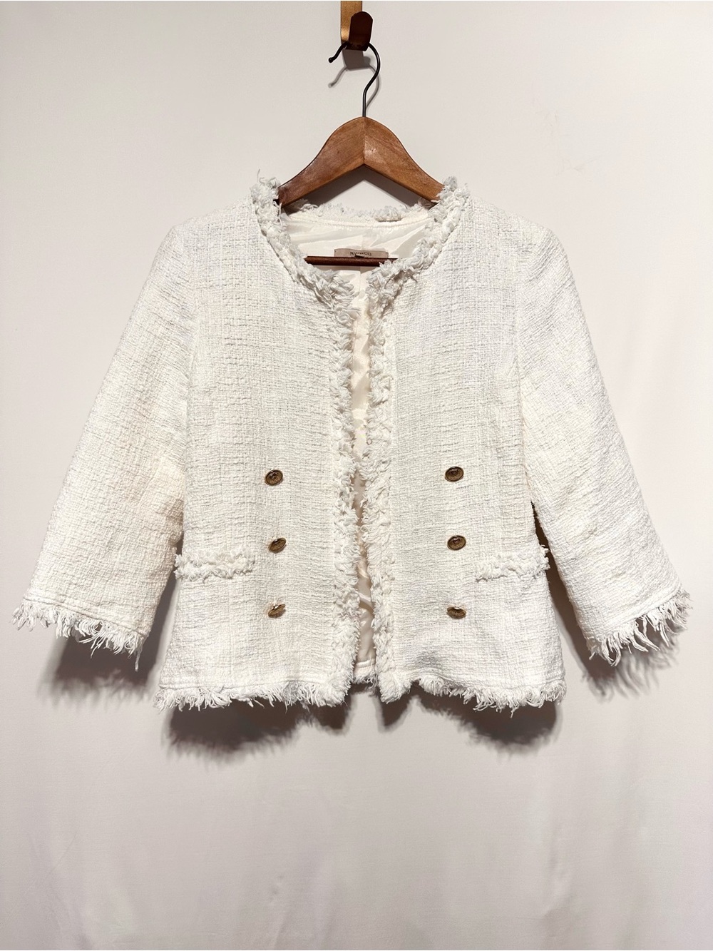 RW&CO Creamy White Boucle Tweed Fringe Jacket Gold Buttons Size L/G